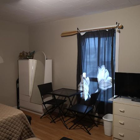 Les Soins De Vicky Hotel Lac-Megantic Ngoại thất bức ảnh